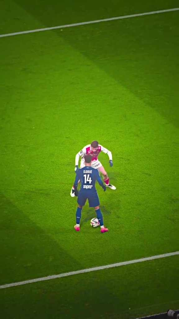 反向牛尾巴！慢鏡頭看杜埃這次極限博弈擺脫！